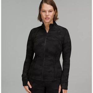 Lululemon Define Jacket size 6 black camo
